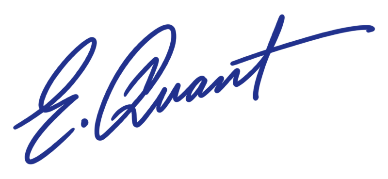File:Reginaldirector signature.png